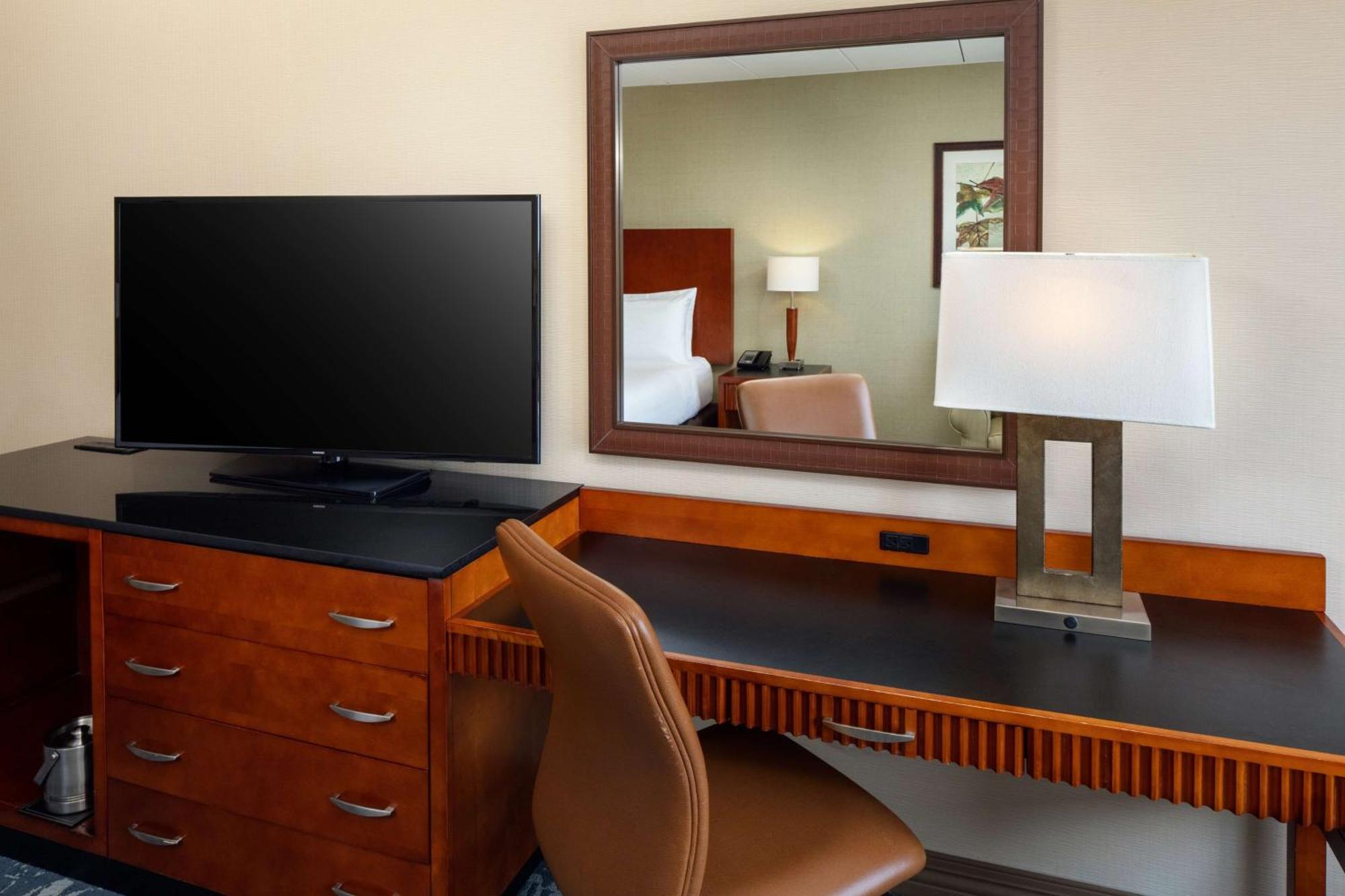 Doubletree Boston North Shore Danvers Exteriör bild