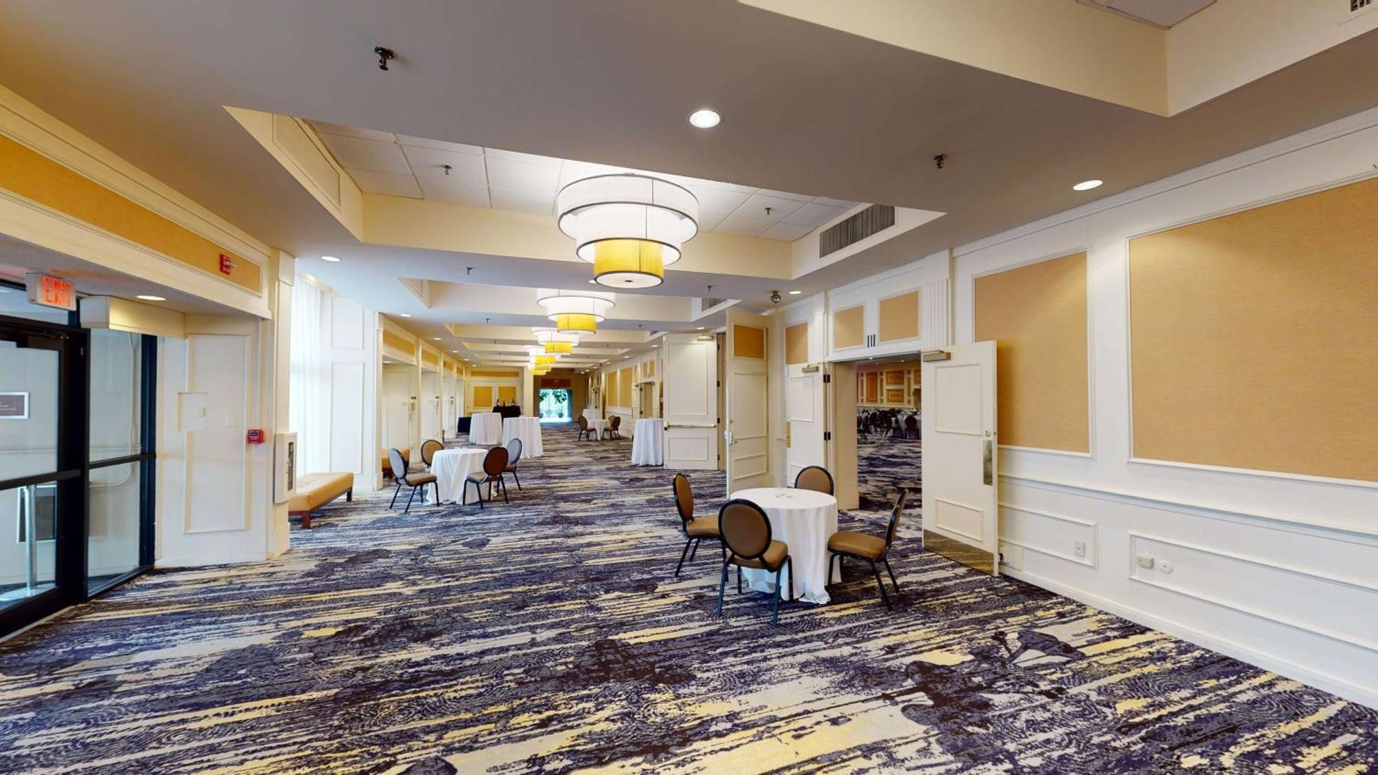 Doubletree Boston North Shore Danvers Exteriör bild
